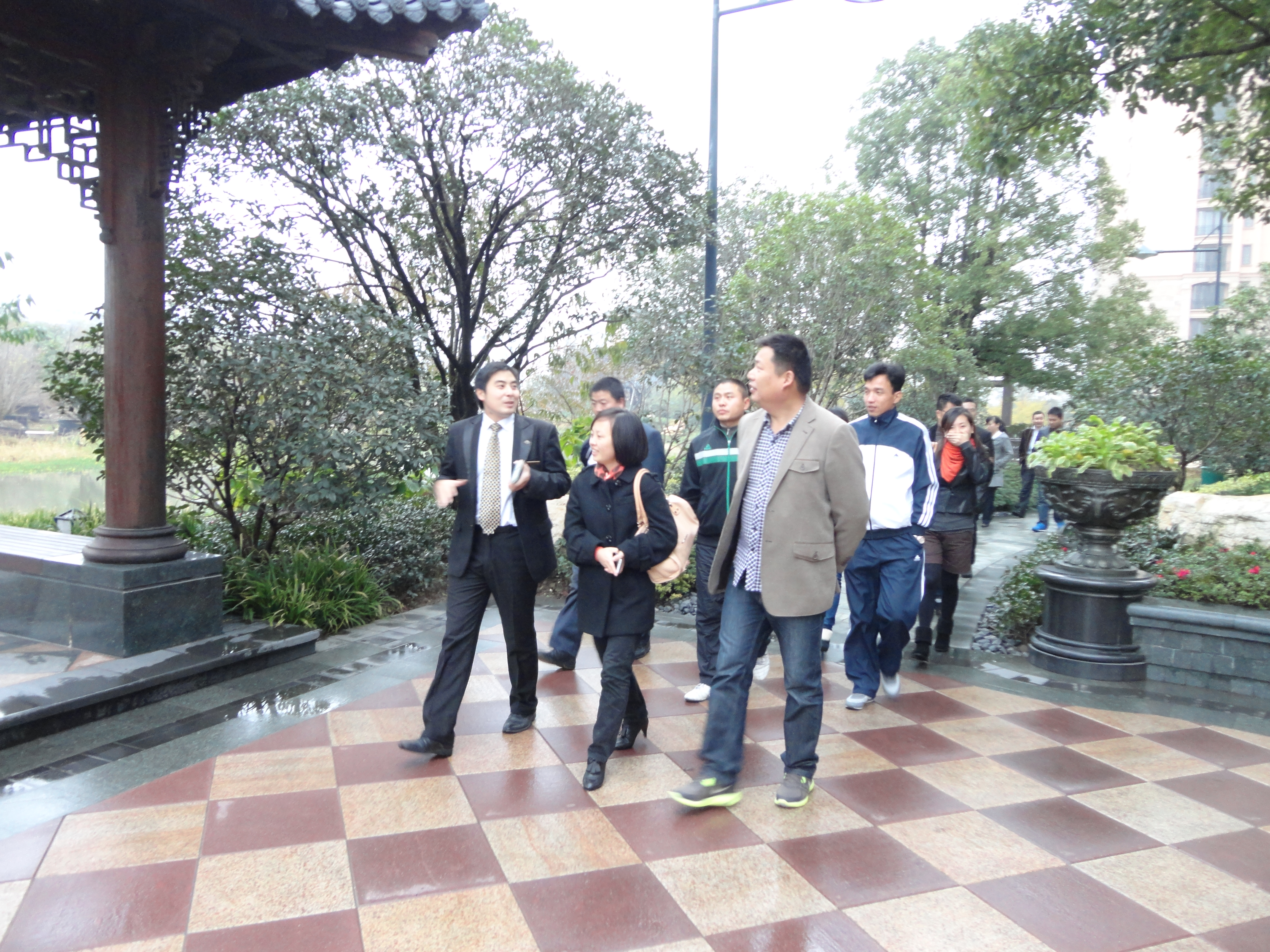 �߳�ȥ��ѧ����