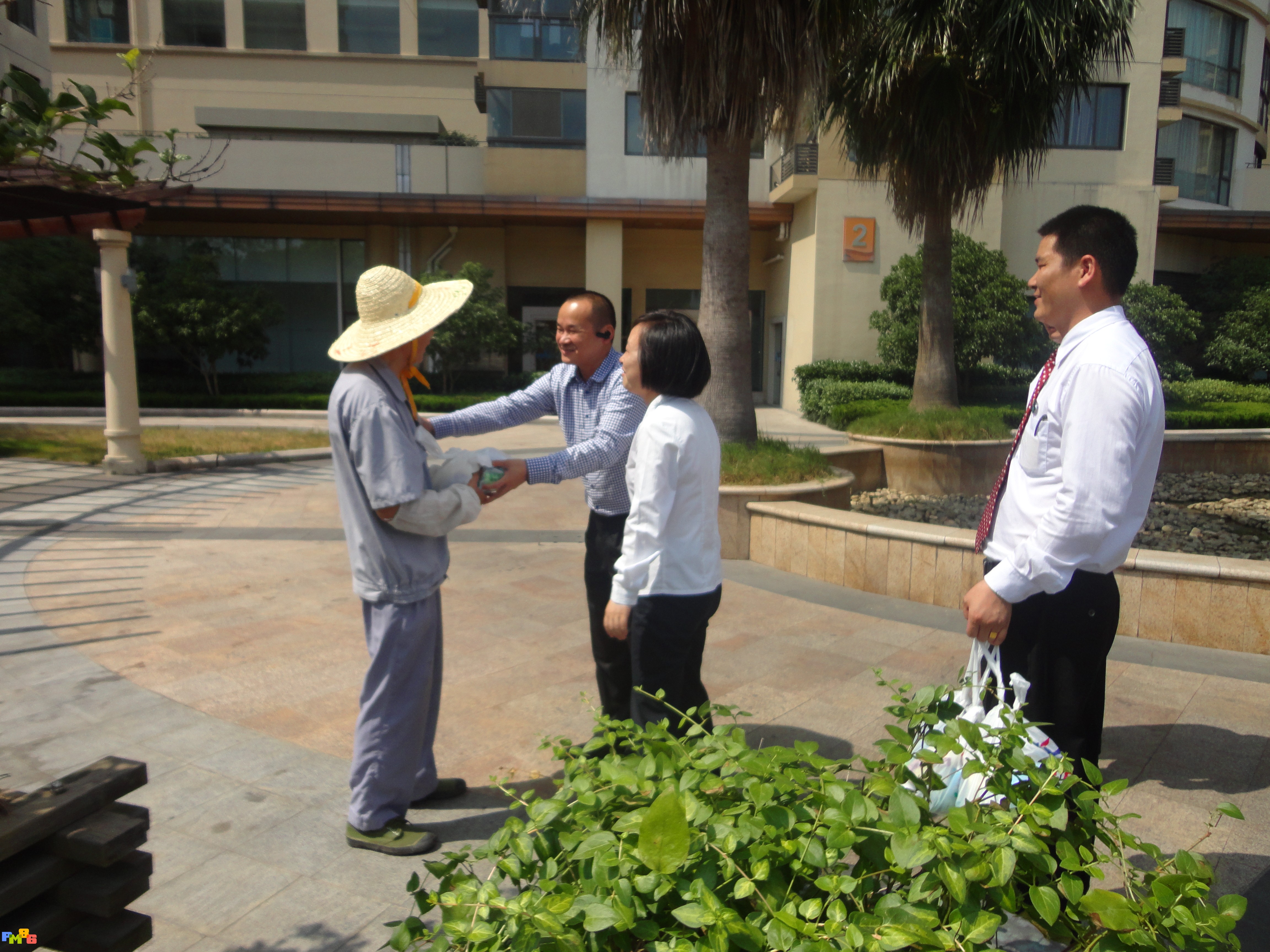 ��Ԫ��ҵл������ο��һ��Ա��