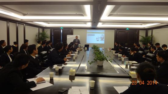 ��Ԫ��ҵ2014�ϰ�����ܾ���Ѳ����ѵ����վ