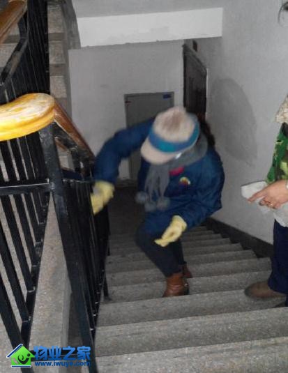 �������С����ҵ��չ��ѵ������¥��ϸ��