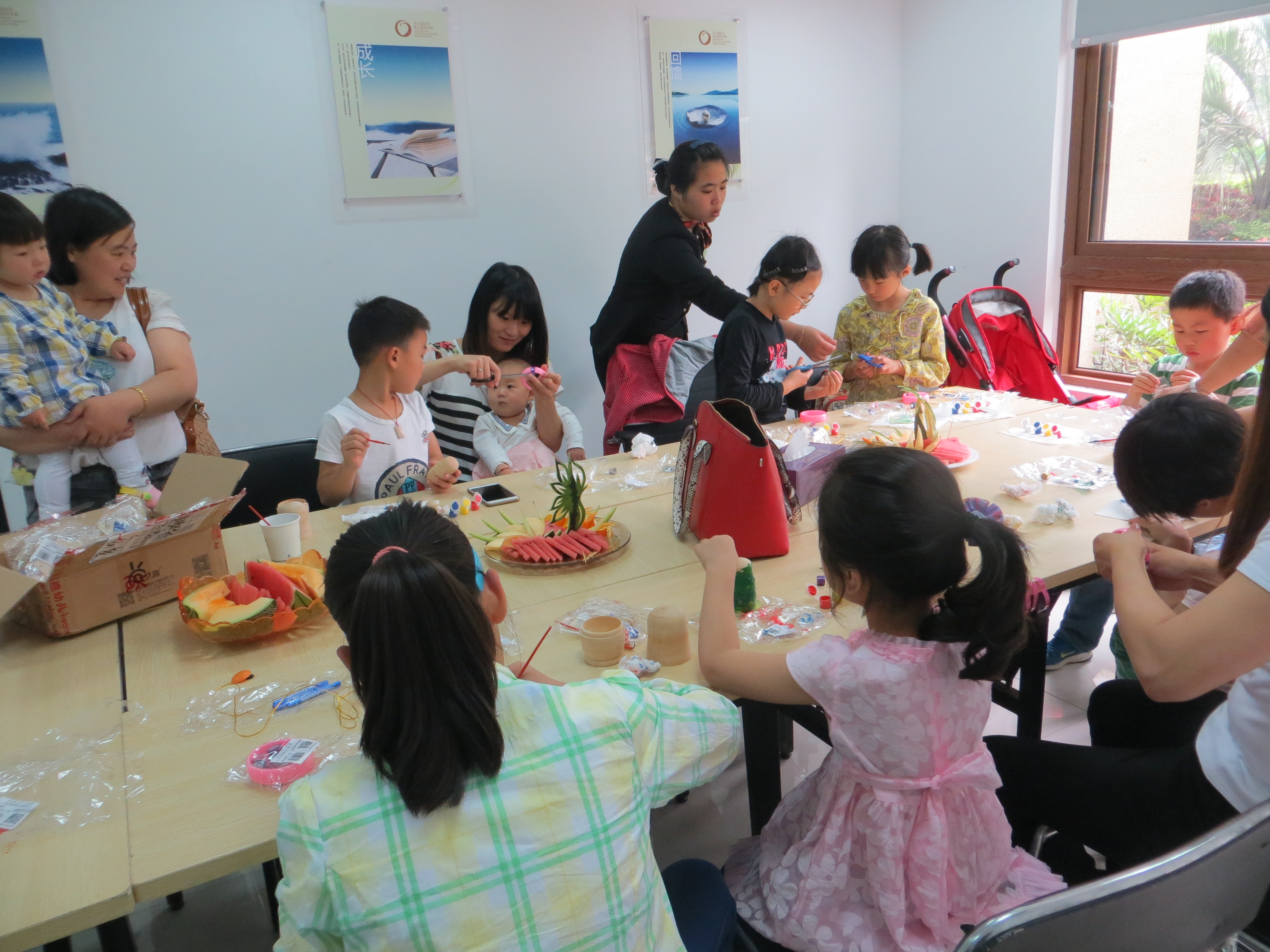 ��Ԫ��ҵ�����԰С���ٰ조�ж�ĸ�׽ڡ�����