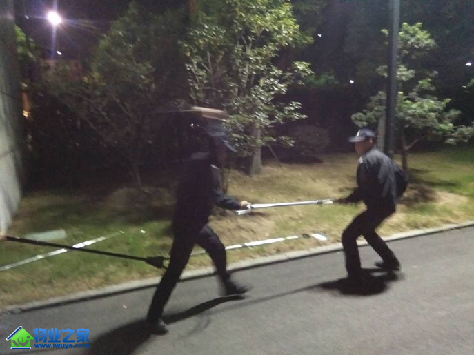 ����������ҵ��������չ��е������ѵ