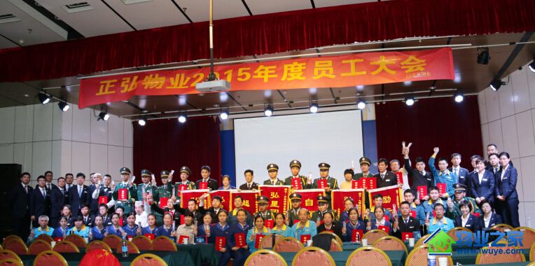 ������ҵ��־���Զ����̤ʵ��