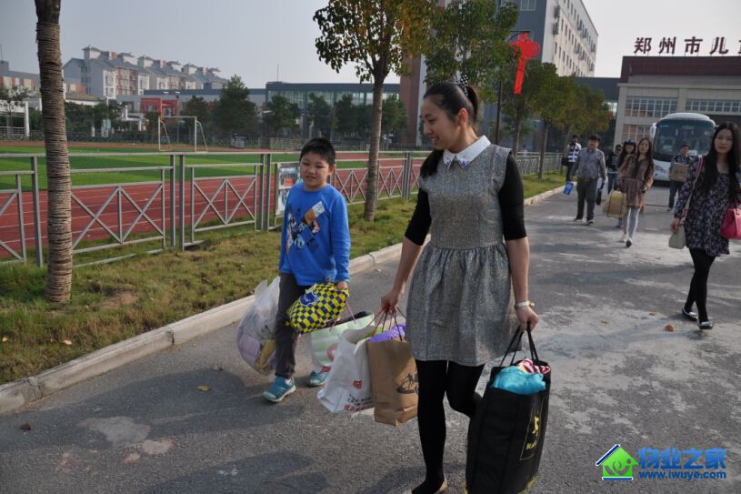 ������ҵЯ�ֿͻ���������������ҵ