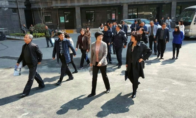 ��ί�쵼���ε������ҵܰԽ��Ԣ����