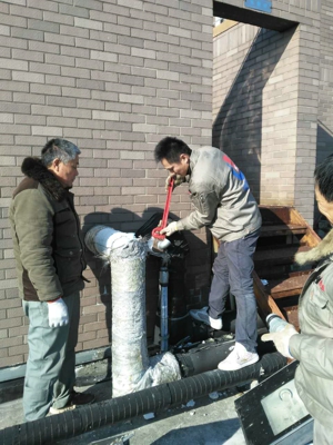 �����ҵԱ����ս�ڱ�ѩ��һ��