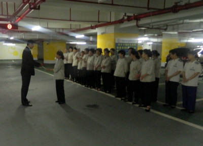 �人�⻧�����º���л�����ҵ���๤