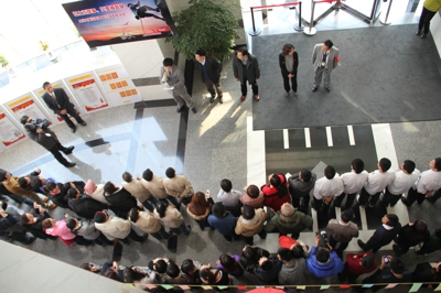 ��ʵ����Ԫ���������������ʷ׳�